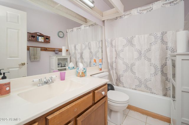 5527 W GARDEN Drive, Glendale, AZ 85304