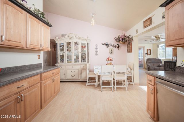 5527 W GARDEN Drive, Glendale, AZ 85304