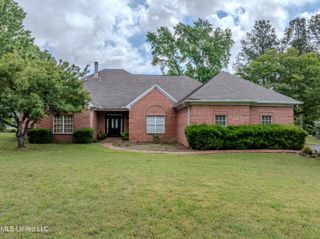 650 Fairway Drive, Hernando, MS 38632
