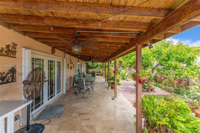 10021 SW 145th Pl, Miami, FL 33186