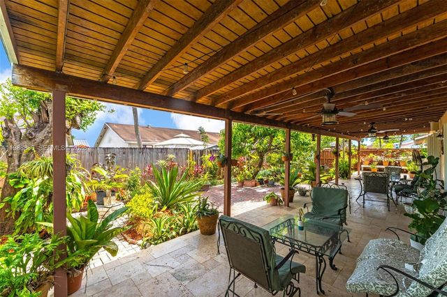 10021 SW 145th Pl, Miami, FL 33186