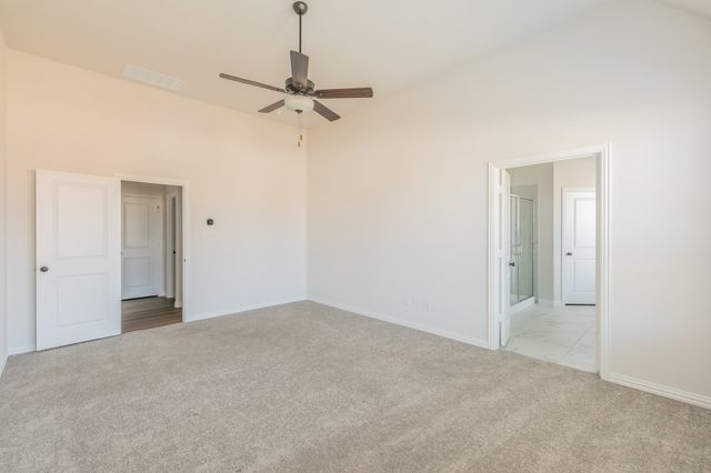 1000 S Hill Drive, Crowley, TX 76036