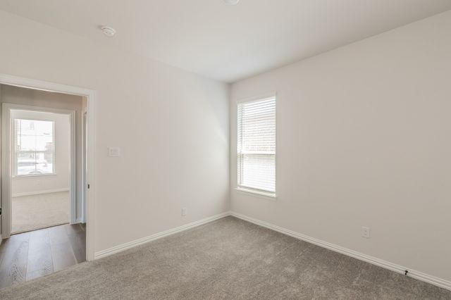 1000 S Hill Drive, Crowley, TX 76036