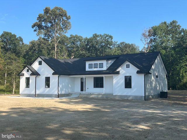 10961 SHAWNEE RD, Harrington, DE 19952