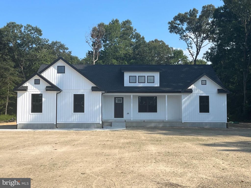 10961 SHAWNEE RD, Harrington, DE 19952