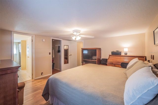 34205 ISLAND DRIVE, Leesburg, FL 34788