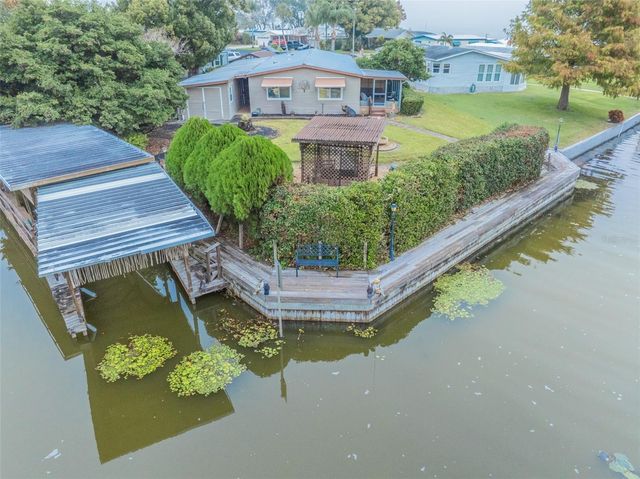 34205 ISLAND DRIVE, Leesburg, FL 34788