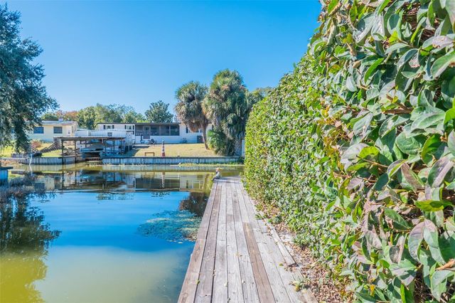 34205 ISLAND DRIVE, Leesburg, FL 34788