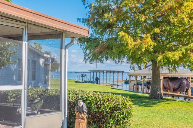 34205 ISLAND DRIVE, Leesburg, FL 34788