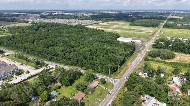 18979 S County Road 12, Foley, AL 36535
