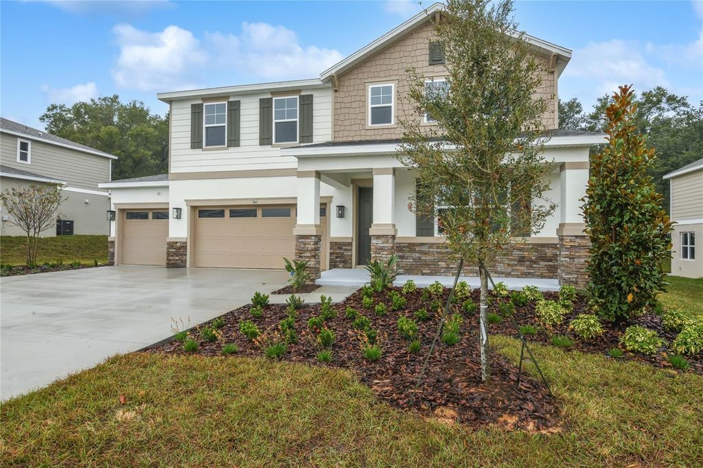 Image 2 of property listing at 741 WEKIVA RIDGE DRIVE, Mount Dora, FL 32757