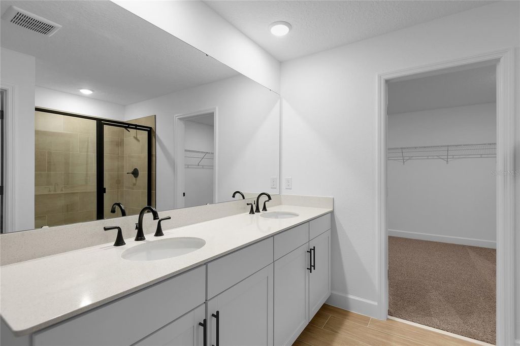 Image 13 of property listing at 741 WEKIVA RIDGE DRIVE, Mount Dora, FL 32757