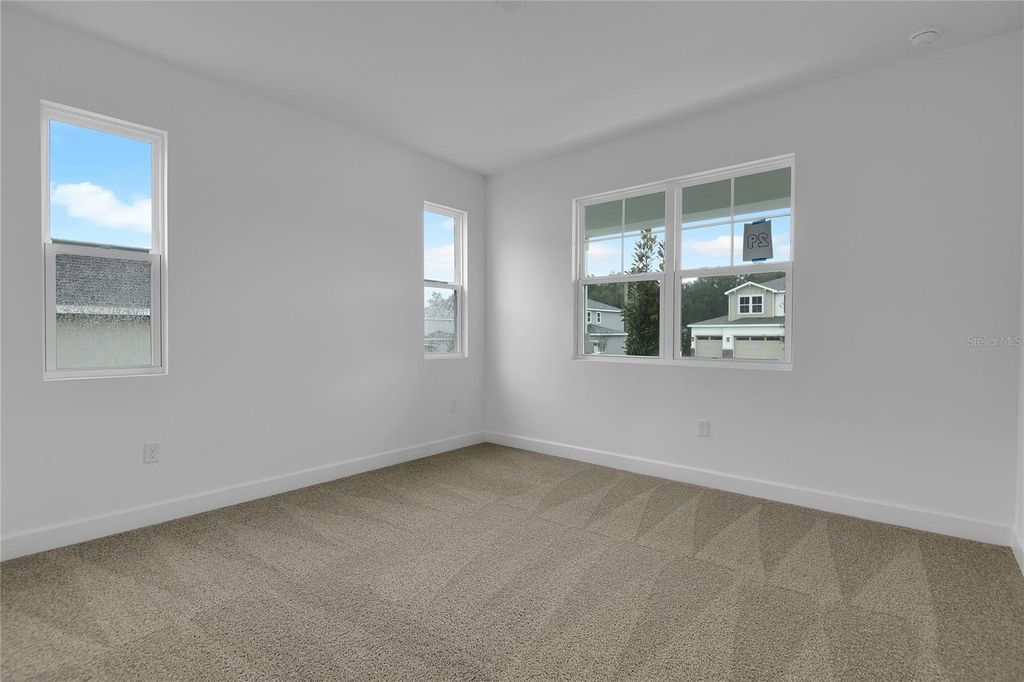 Image 5 of property listing at 741 WEKIVA RIDGE DRIVE, Mount Dora, FL 32757