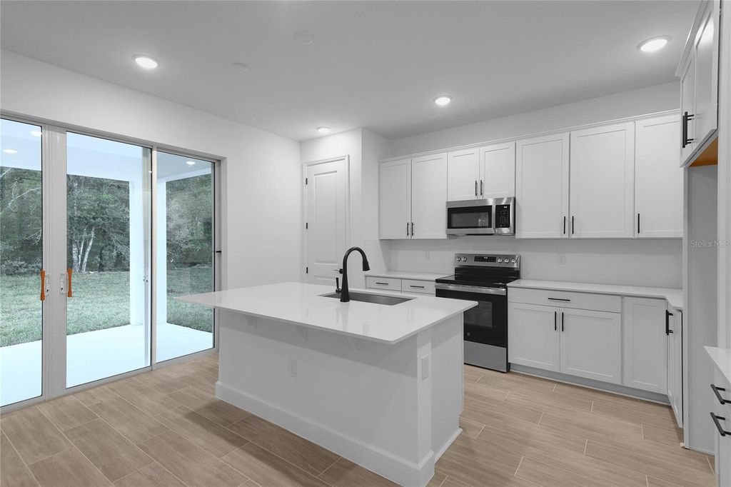 Image 7 of property listing at 741 WEKIVA RIDGE DRIVE, Mount Dora, FL 32757