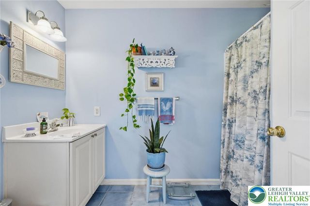 2531 Apple Street, Lower Saucon Twp, PA 18055