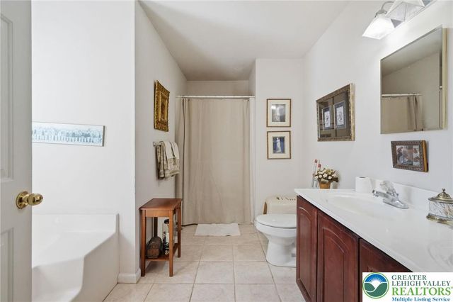 2531 Apple Street, Lower Saucon Twp, PA 18055