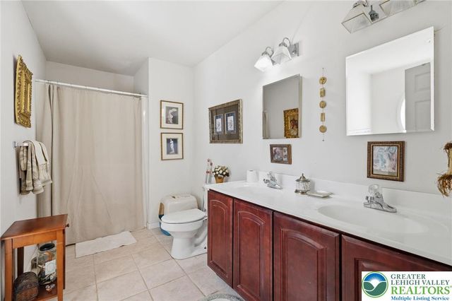 2531 Apple Street, Lower Saucon Twp, PA 18055