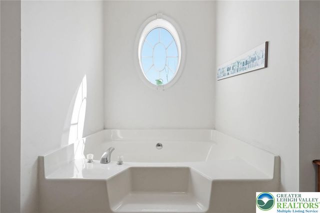 2531 Apple Street, Lower Saucon Twp, PA 18055