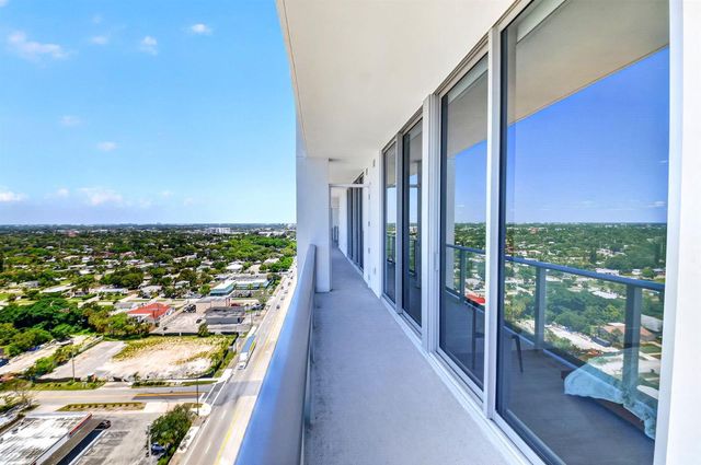 220 Lake Shore Drive 1708, Lake Park, FL 33403