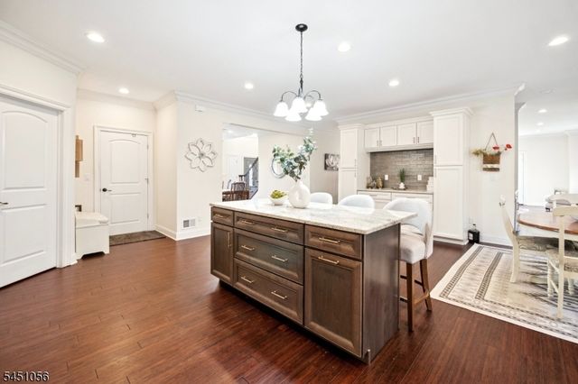 1121 N Washington Ave, Green Brook Twp., NJ 08812