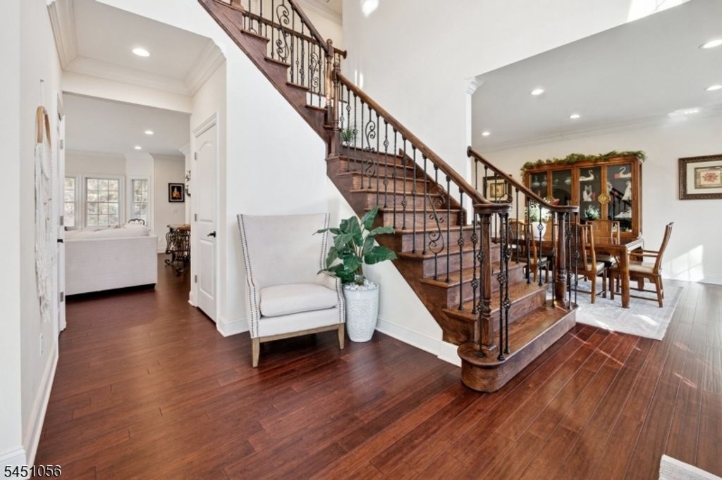 1121 N Washington Ave, Green Brook Twp., NJ 08812 — photo 5