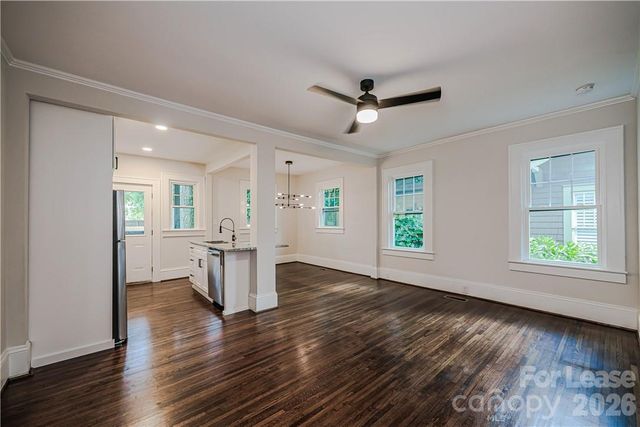 616 Oakland Avenue B, Charlotte, NC 28204