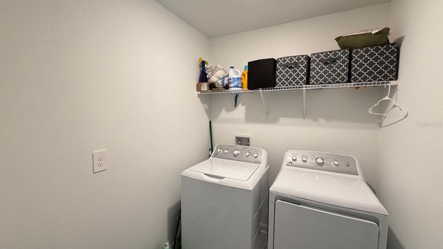 11200 LISTENING DRIVE, Orlando, FL 32832