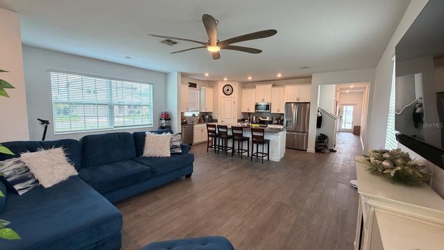 11200 LISTENING DRIVE, Orlando, FL 32832