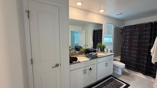 11200 LISTENING DRIVE, Orlando, FL 32832