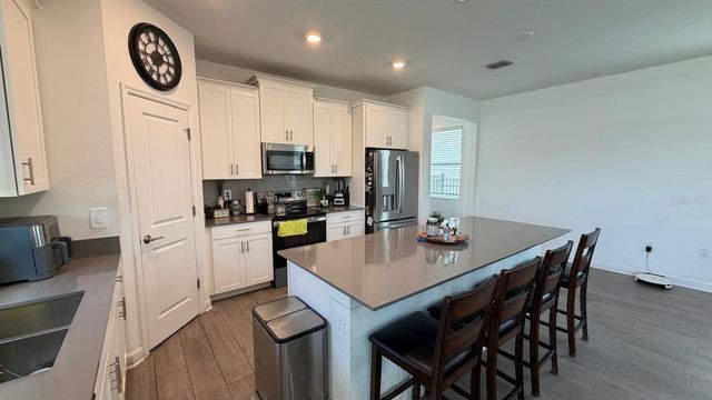 11200 LISTENING DRIVE, Orlando, FL 32832