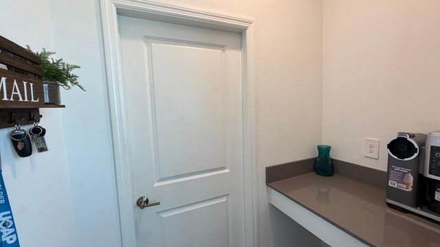11200 LISTENING DRIVE, Orlando, FL 32832