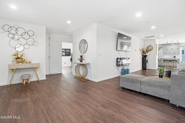 11235 Mina Avenue, Whittier, CA 90605