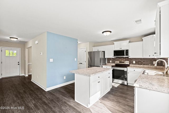 282 Marsh Haven Drive, Sneads Ferry, NC 28460