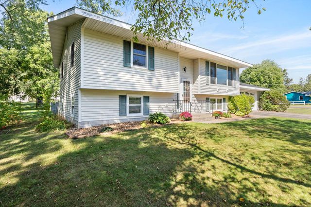 26496 Forli Avenue, Wyoming, MN 55092