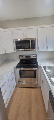 2700 S Holly Street 206, Denver, CO 80222