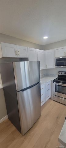 2700 S Holly Street 206, Denver, CO 80222