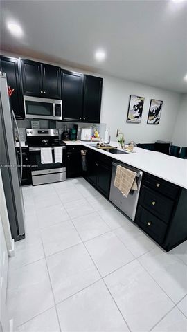 1065 NW 4 TER 1065, Florida City, FL 33034