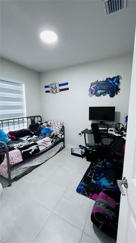 1065 NW 4 TER 1065, Florida City, FL 33034