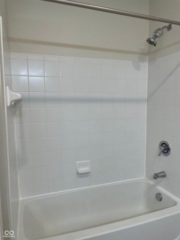 12820 University Crescent 2C, Carmel, IN 46032