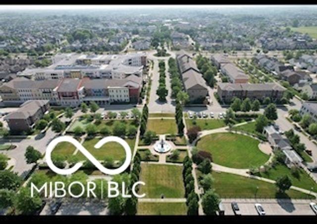 12820 University Crescent 2C, Carmel, IN 46032