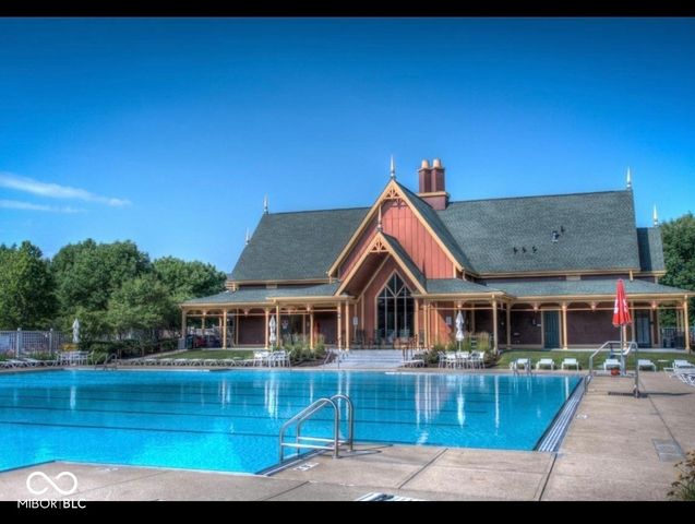 12820 University Crescent 2C, Carmel, IN 46032
