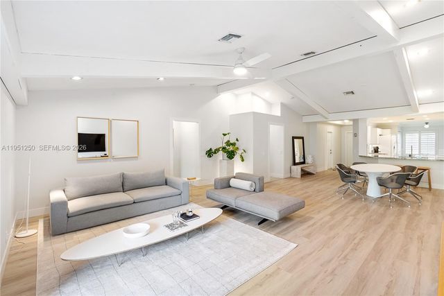 2090 Borealis Way, Weston, FL 33327