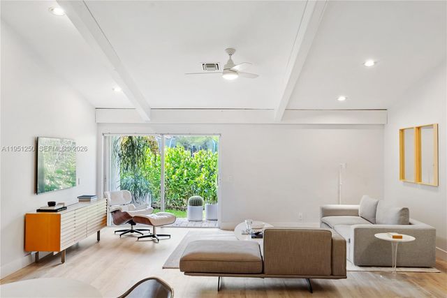 2090 Borealis Way, Weston, FL 33327