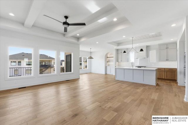 5439 Kestrel Parkway, Elkhorn, NE 68022