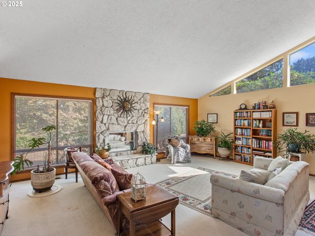 415 Nw 117TH St, Vancouver, WA 98685