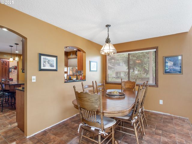 415 Nw 117TH St, Vancouver, WA 98685