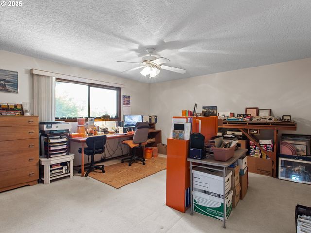 415 Nw 117TH St, Vancouver, WA 98685