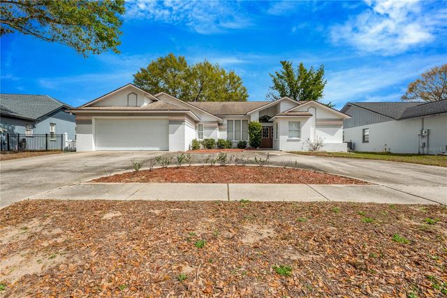 2626 CRESTFIELD DRIVE, Valrico, FL 33596