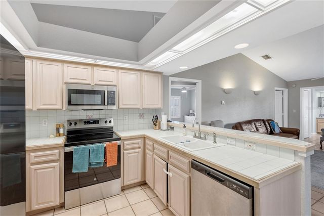 2626 CRESTFIELD DRIVE, Valrico, FL 33596