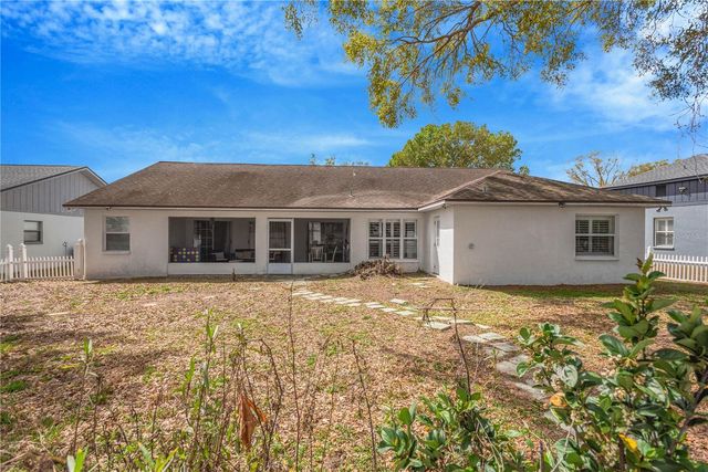 2626 CRESTFIELD DRIVE, Valrico, FL 33596